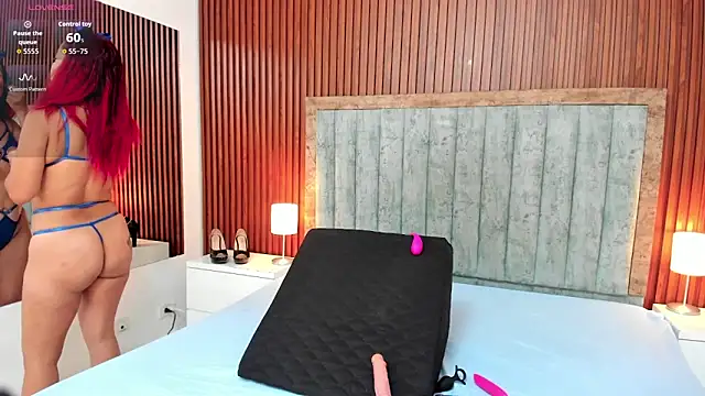 Karina Towers online show from March 2026 11:33:02 AM