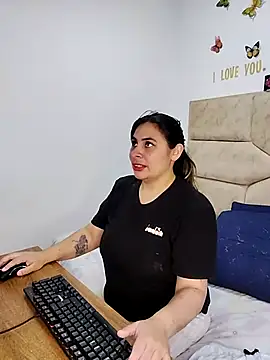 Camila baby777 online show from February 2026 07:54:01 PM