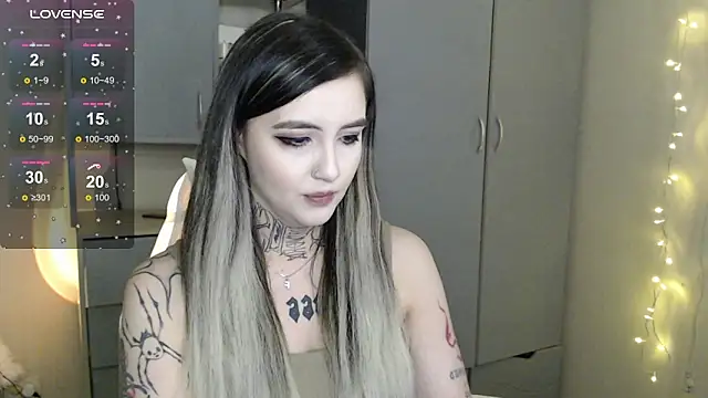 Rin Tozier online show from February 2026 12:22:02 AM