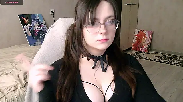 Snapshot of StayWithYuki chatting on February 2026 07:21:02 AM StayWithYuki online show from February 2026 07:21:02 AM