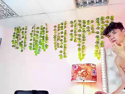 Philippsx online show from February 2026 08:39:01 AM