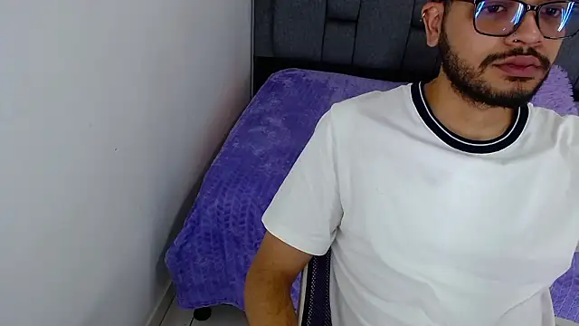 J black  online show from February 2026 09:01:01 PM