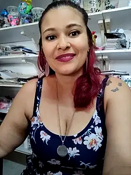 haffsa   online show from April 2026 08:42:02 PM