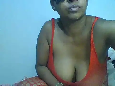 SexyElodie01 online show from February 2026 11:16:02 PM