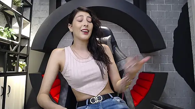 SinLickerr online show from February 2026 07:25:01 PM