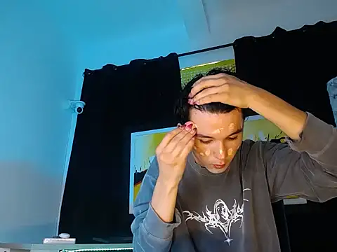 jullian ricci online show from March 2026 01:17:02 AM