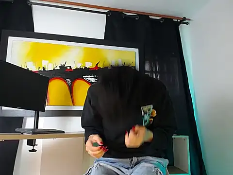 jullian ricci online show from March 2026 07:43:02 PM