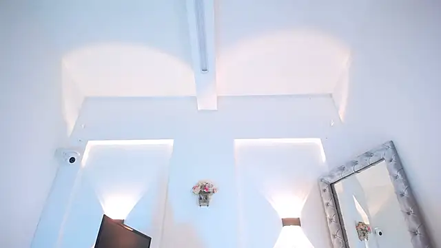 jullian ricci online show from April 2026 01:21:01 AM