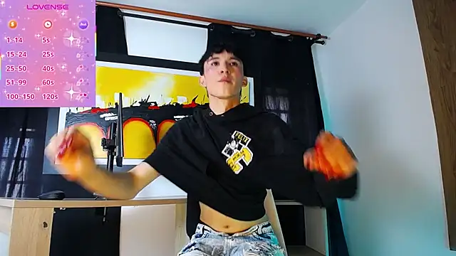 Snapshot of jullian_ricci chatting on February 2026 07:47:01 PM jullian ricci online show from February 2026 07:47:01 PM