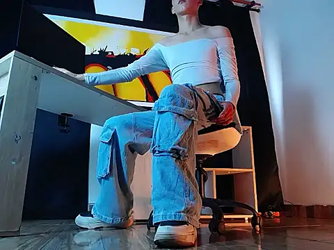 Snapshot of jullian_ricci chatting on February 2026 07:47:01 PM jullian ricci online show from February 2026 07:47:01 PM