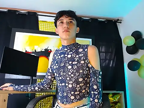 jullian ricci online show from March 2026 07:51:01 PM