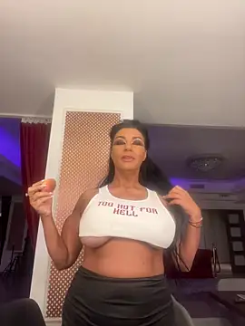 MissyJollie online show from April 2026 07:07:01 PM