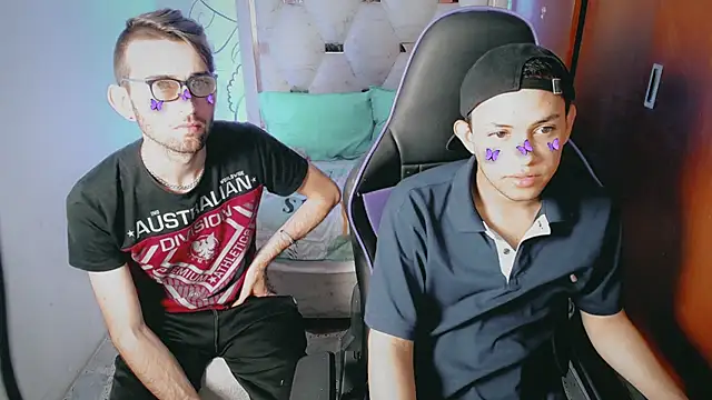 Top and bottom online show from February 2026 08:11:02 PM