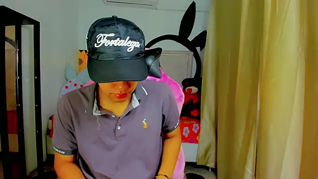 Top and bottom online show from April 2026 08:21:01 PM