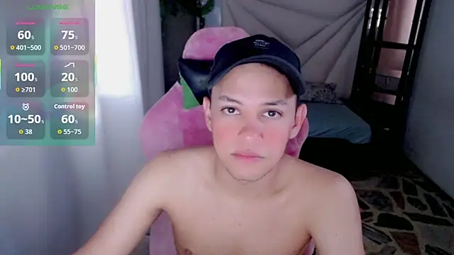 Top and bottom online show from May 2026 09:41:02 PM