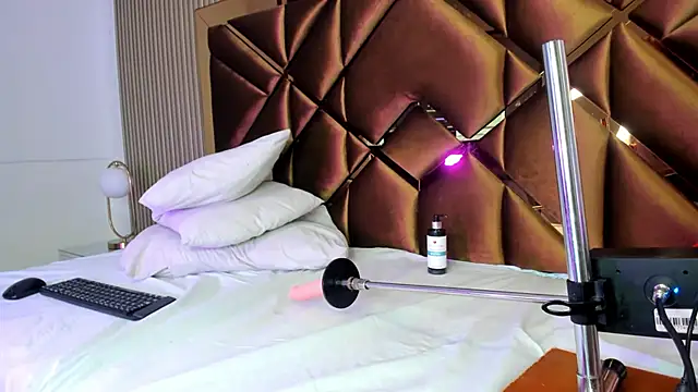 Alanna-Rose online show from February 2026 09:06:01 PM