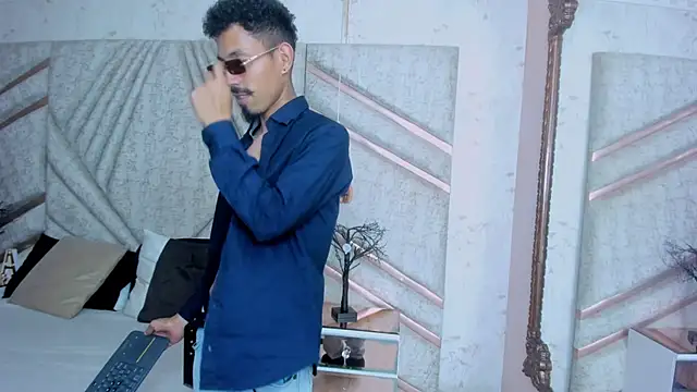 NoaahTylor online show from March 2026 08:46:02 PM