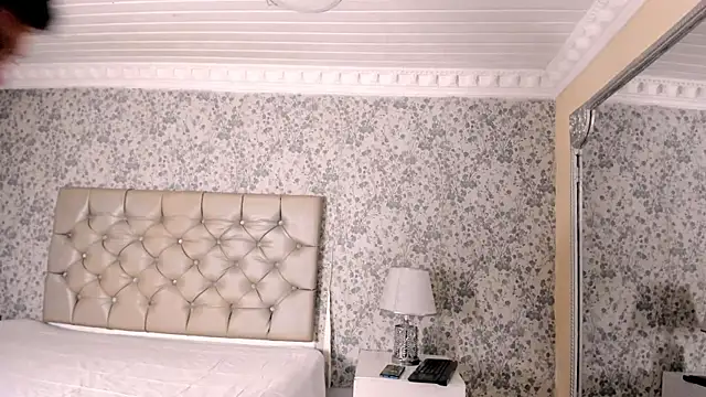 NoaahTylor online show from April 2026 03:21:01 AM