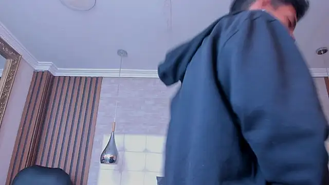 NoaahTylor online show from June 2026 04:20:02 AM