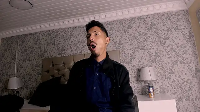 NoaahTylor online show from April 2026 03:13:01 AM