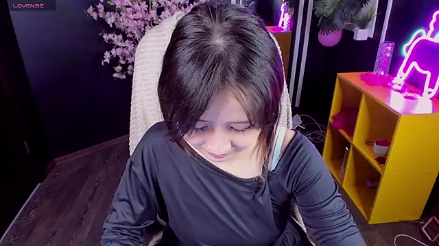 May Ling online show from May 2026 11:03:02 AM