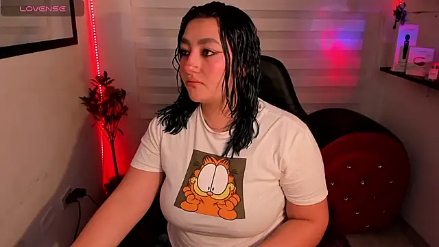 Emily Jonesh online show from July 2026 12:22:02 PM
