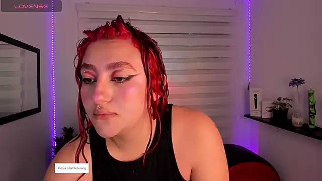 Snapshot of Emily_Jonesh chatting on March 2026 12:26:01 PM Emily Jonesh online show from March 2026 12:26:01 PM