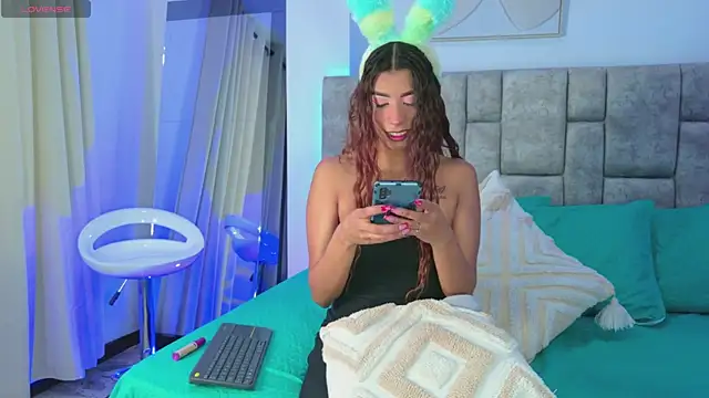 MelanyStone  online show from March 2026 01:32:02 PM