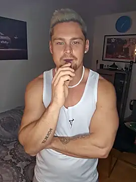 EddyRise- online show from February 2026 06:08:01 PM