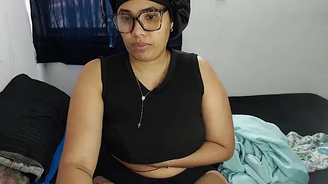 Snapshot of Mrsafroditha chatting on February 2026 08:42:01 PM Mrsafroditha online show from February 2026 08:42:01 PM