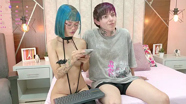 Snapshot of Sateh_and_Hikary chatting on February 2026 01:55:02 PM Sateh and Hikary online show from February 2026 01:55:02 PM