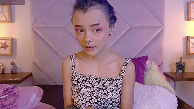 Sateh and Hikary online show from April 2026 08:59:01 PM