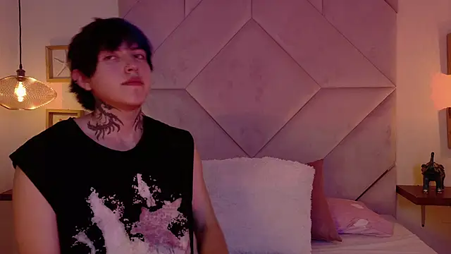 Sateh and Hikary online show from March 2026 10:04:02 PM