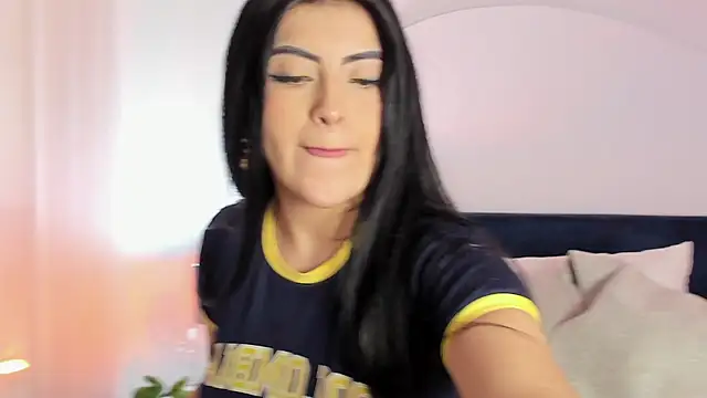 Pau Rios online show from July 2026 08:15:01 PM