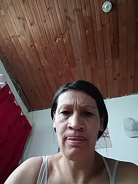 Layla Zaid online show from April 2026 12:22:01 PM