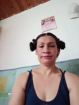 Layla Zaid online show from March 2026 02:49:01 PM