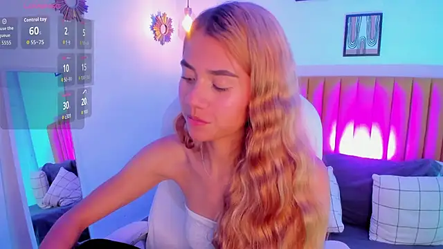 Chris Velvett online show from April 2026 08:20:01 PM