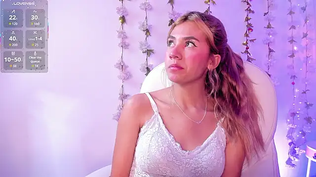 Chris Velvett online show from March 2026 08:22:01 PM