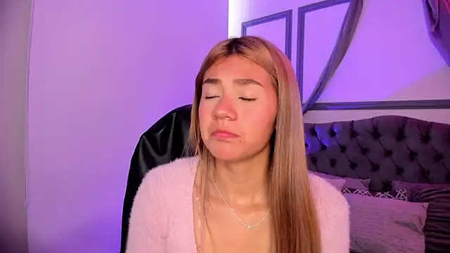 Chris Velvett online show from March 2026 02:18:02 PM