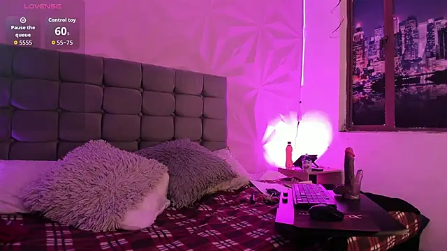 emma cg online show from March 2026 07:43:02 PM