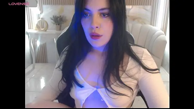 caroline 1s online show from March 2026 03:23:01 AM