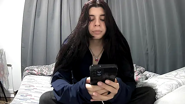violetazein7 online show from May 2026 11:14:01 PM