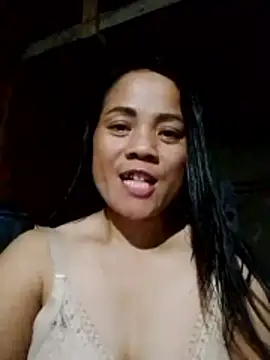Snapshot of molly-xx chatting on May 2026 01:33:01 PM molly-xx online show from May 2026 01:33:01 PM