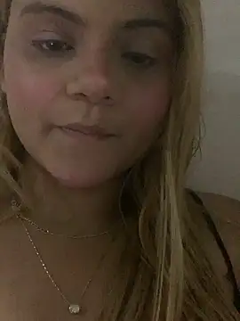 Snapshot of ayla0881 chatting on February 2026 02:53:02 AM ayla0881 online show from February 2026 02:53:02 AM