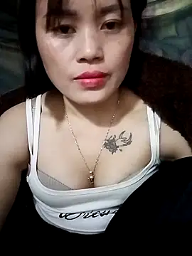 luna-rosax online show from February 2026 03:01:01 PM