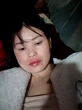 luna-rosax online show from February 2026 12:00:01 AM