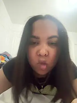 Snapshot of 009lesli chatting on February 2026 03:26:02 AM 009lesli online show from February 2026 03:26:02 AM