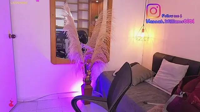 Snapshot of Hanna_Williams__ chatting on March 2026 02:55:02 AM Hanna Williams online show from March 2026 02:55:02 AM