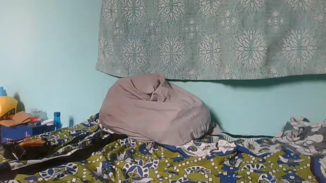 Snapshot of Cozybear chatting on March 2026 09:53:02 AM Cozybear online show from March 2026 09:53:02 AM