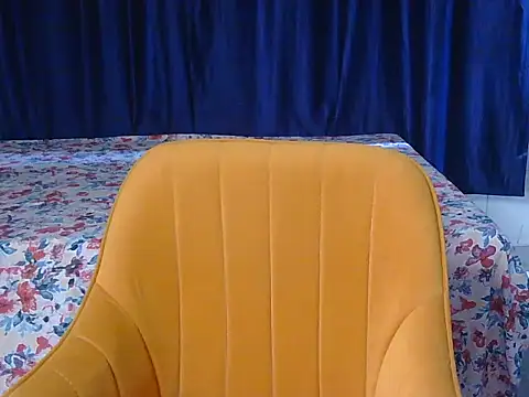 its-sarika01 online show from April 2026 06:43:02 AM